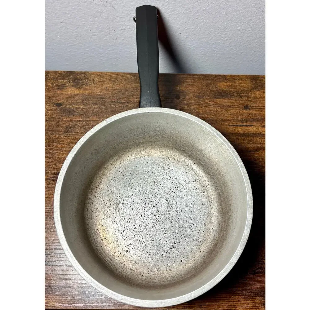 Vintage Club Aluminum Cookware 2 Quart Brown Saucepan Sauce Pot With Lid